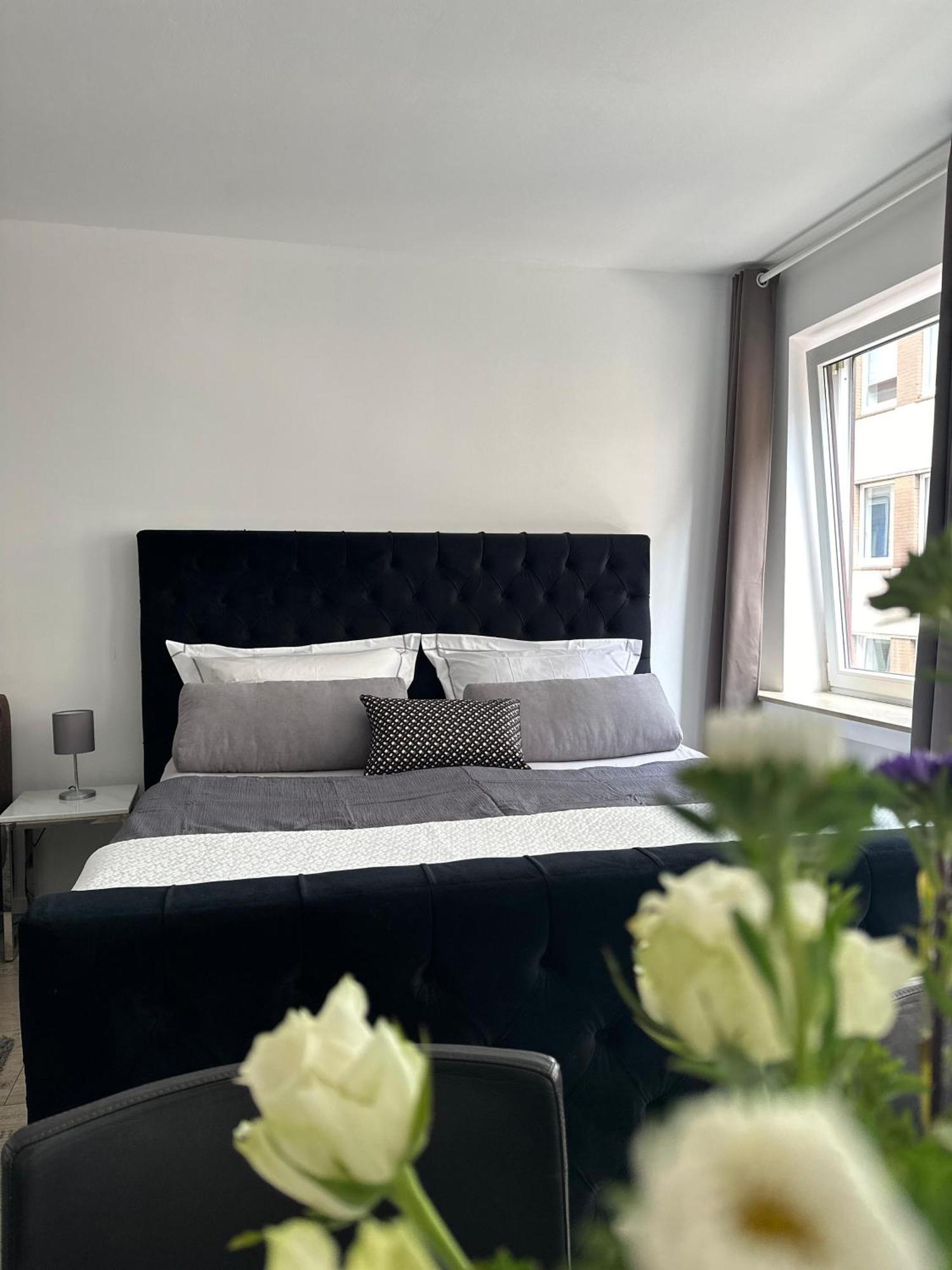 City Center Apartments Duesseldorf Bagian luar foto